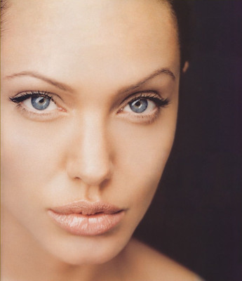 Angelina Jolie pic #881006